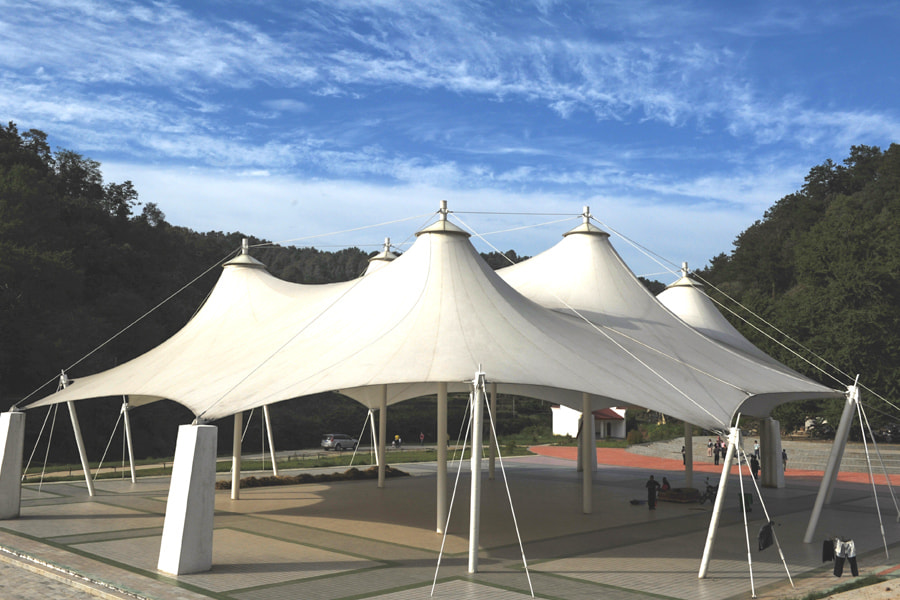 Shadow Mesh Netting Covers and customized Design IMPERVIUS Polyester sol Shade Navis PVC Awning Cover